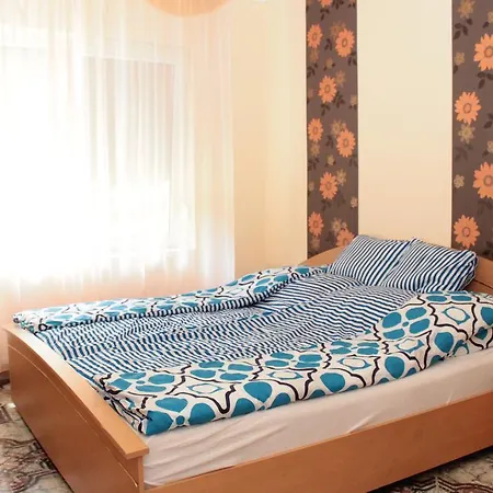 Csaladikucko Vendeghaz * Балатонсабади