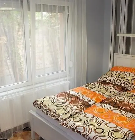 Guest house Csaladikucko Vendeghaz *